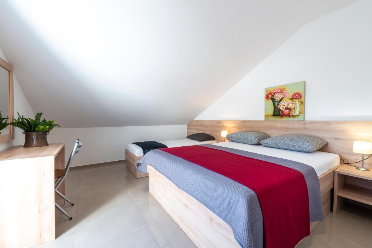 Gasthuis Adriatic 3*